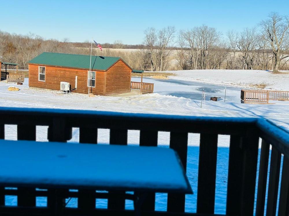 Country Cabins Hotel Chariton Zewnętrze zdjęcie